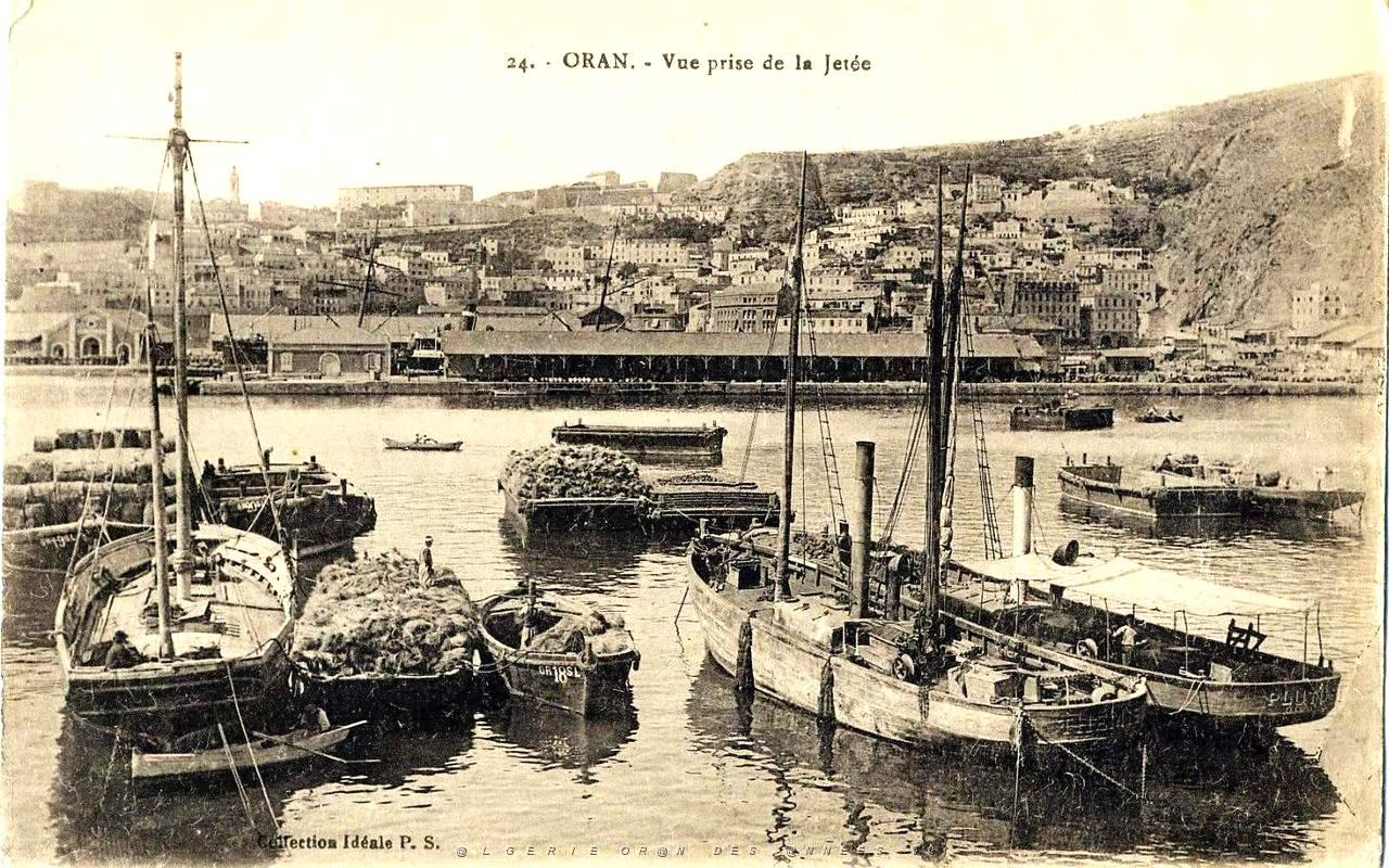 Oran- 130- travail sur les quais.jpg